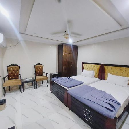 Hotel White Pearl Lahore Ngoại thất bức ảnh