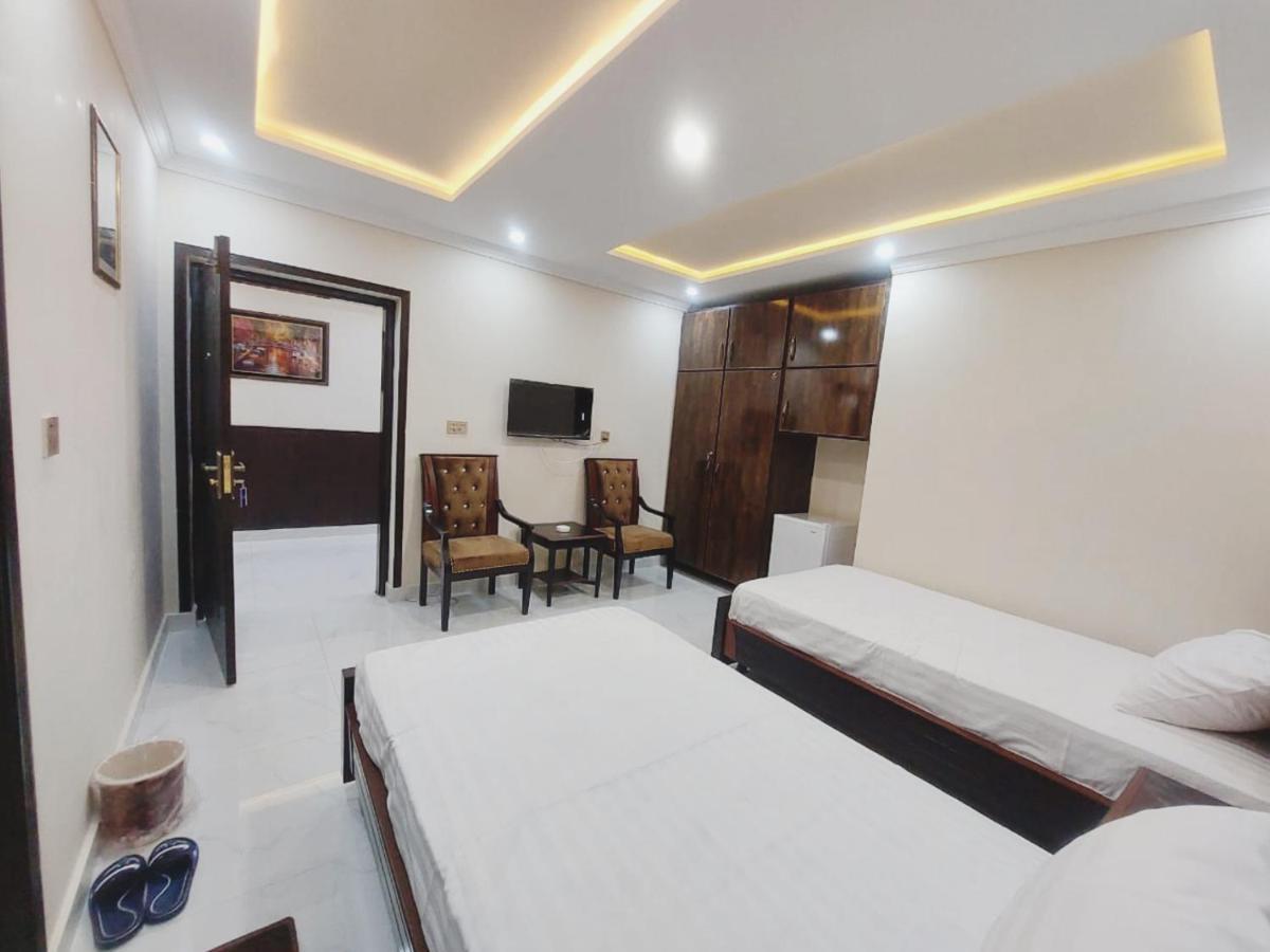 Hotel White Pearl Lahore Ngoại thất bức ảnh