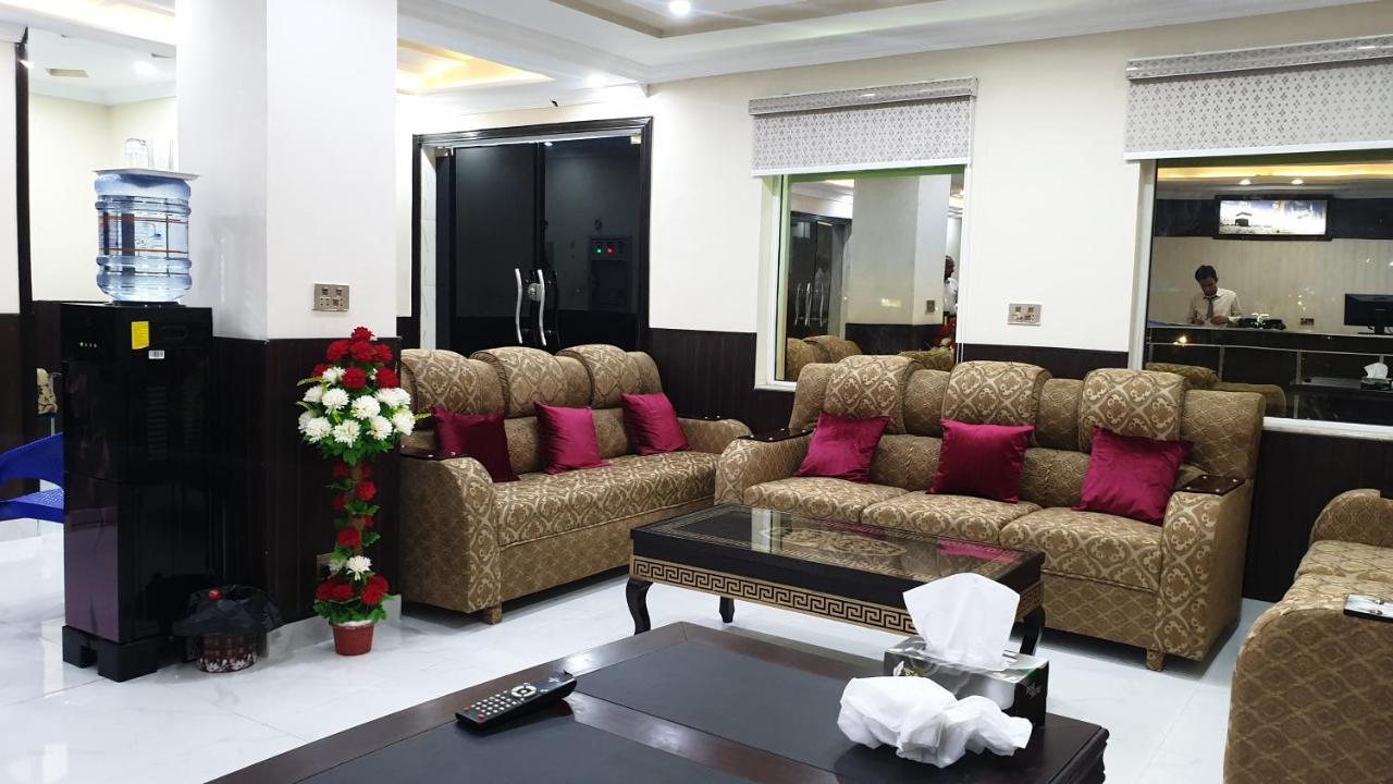 Hotel White Pearl Lahore Ngoại thất bức ảnh