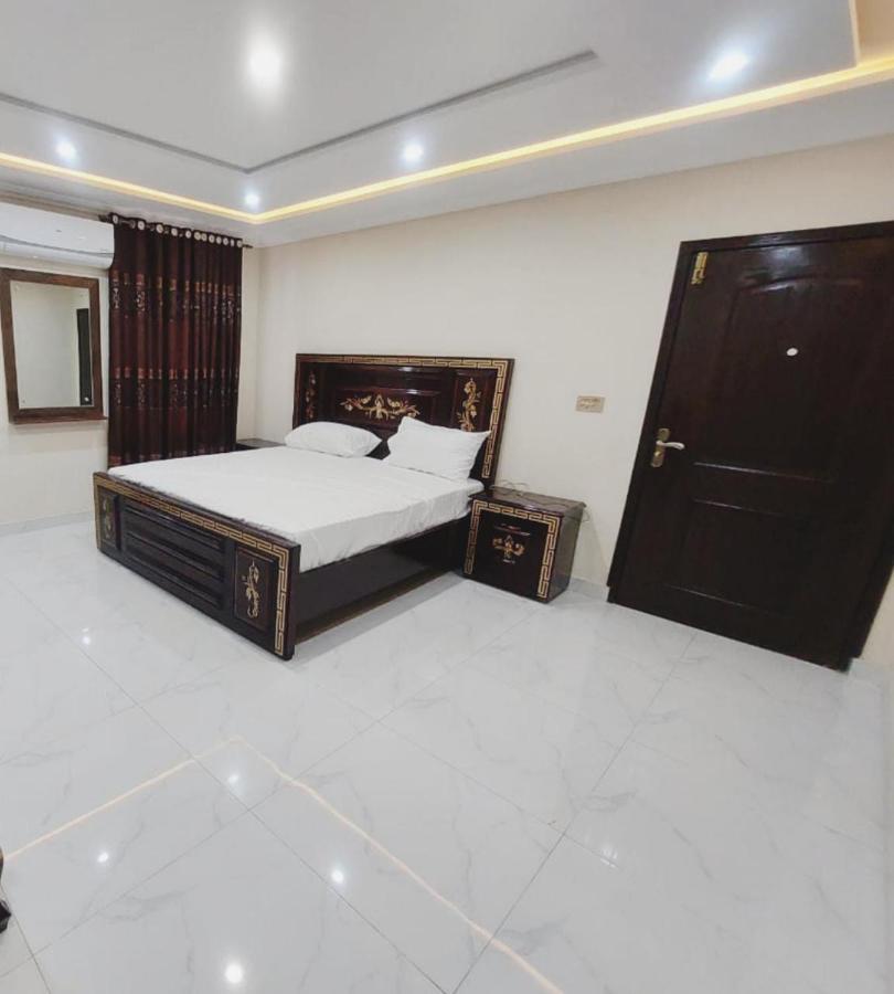 Hotel White Pearl Lahore Ngoại thất bức ảnh