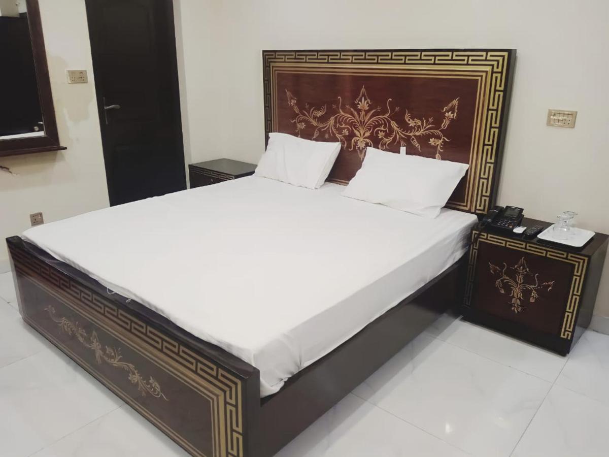 Hotel White Pearl Lahore Ngoại thất bức ảnh
