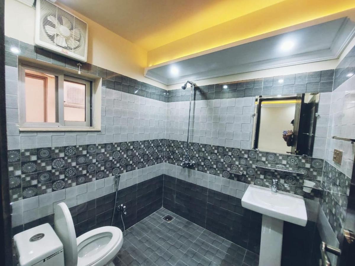 Hotel White Pearl Lahore Ngoại thất bức ảnh