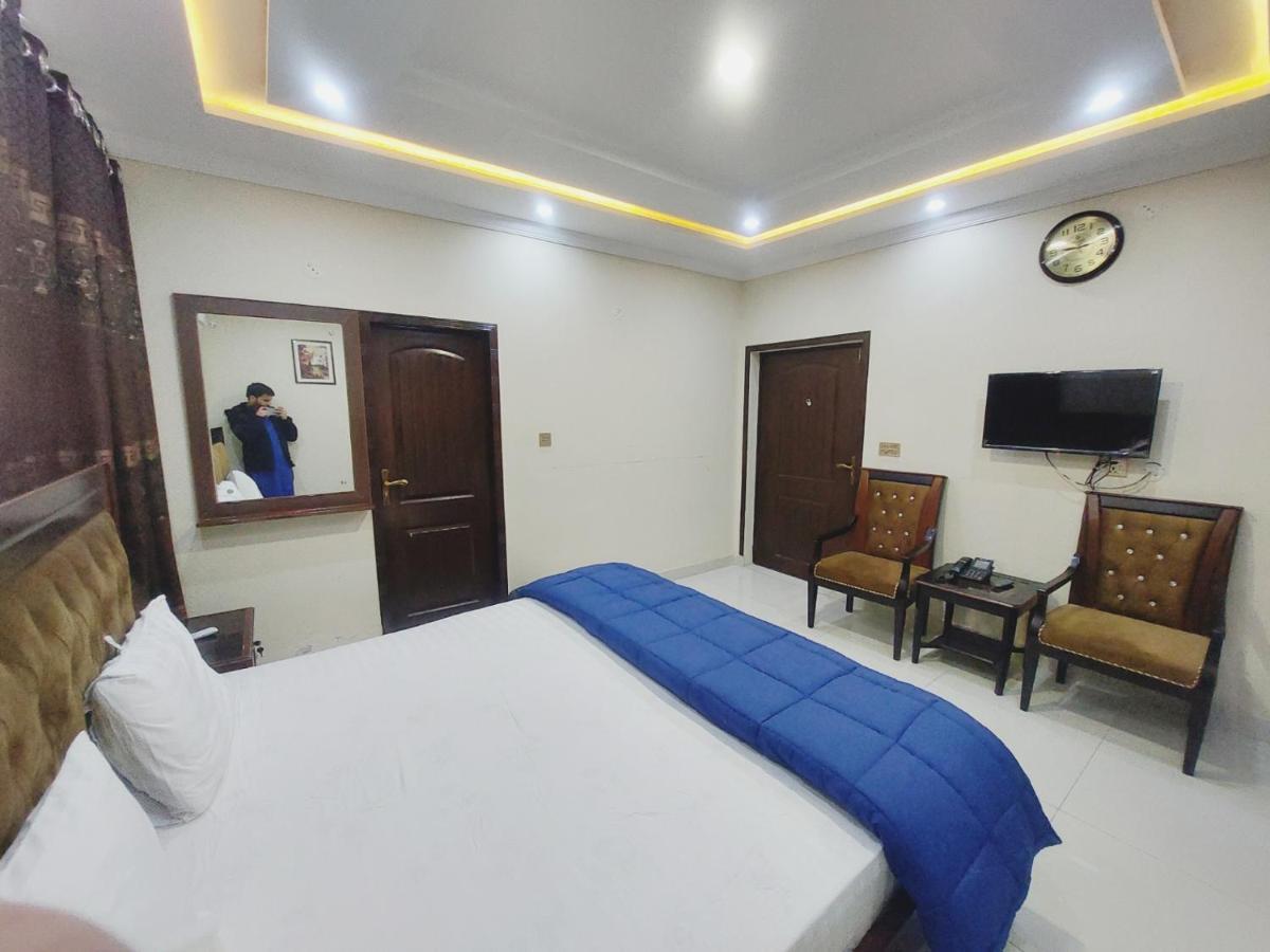 Hotel White Pearl Lahore Ngoại thất bức ảnh