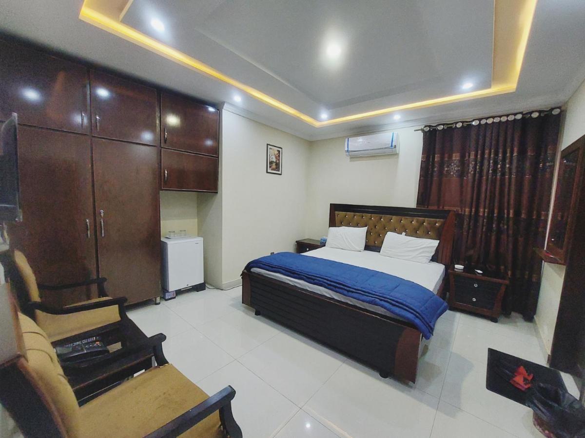 Hotel White Pearl Lahore Ngoại thất bức ảnh