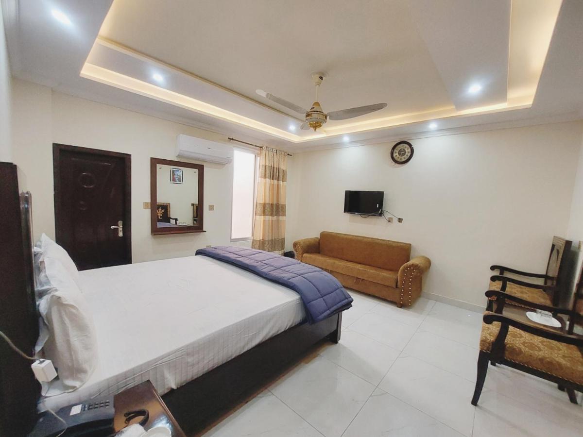 Hotel White Pearl Lahore Ngoại thất bức ảnh