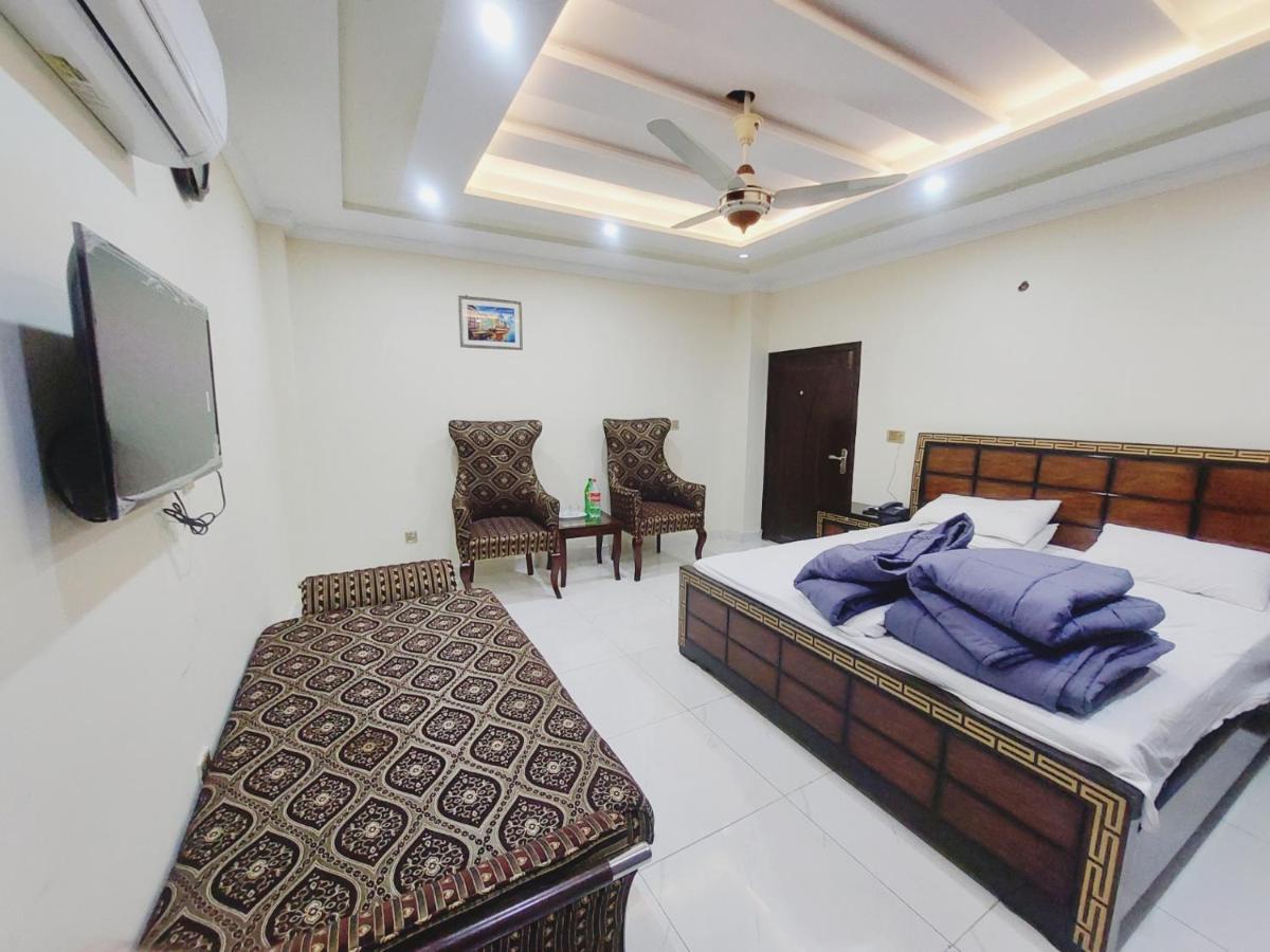 Hotel White Pearl Lahore Ngoại thất bức ảnh