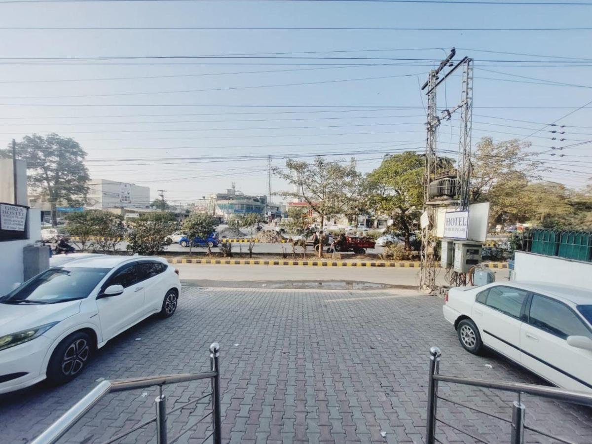 Hotel White Pearl Lahore Ngoại thất bức ảnh