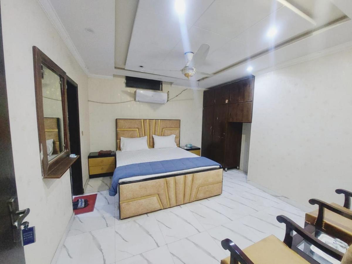 Hotel White Pearl Lahore Ngoại thất bức ảnh